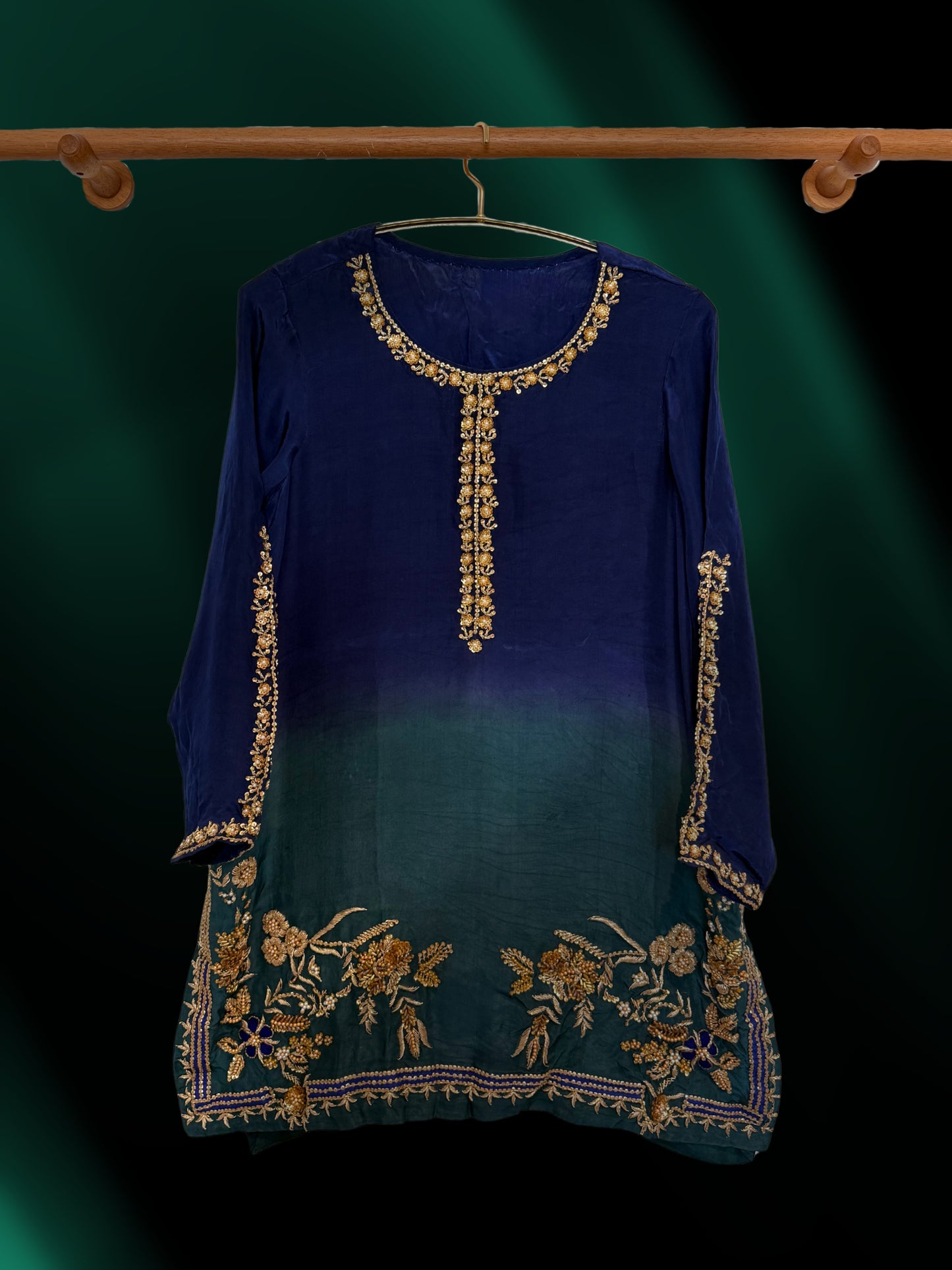 Silk Navy & Emerald Gradient