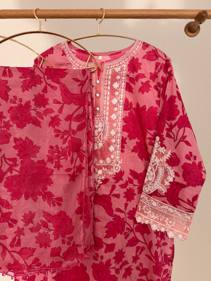 Maria B Inspired ‘Pretty in Pink’ Cotton Plus Size Pakistani 3-Piece Suit – Kameez, Trousers & Dupatta | Khari XL UK