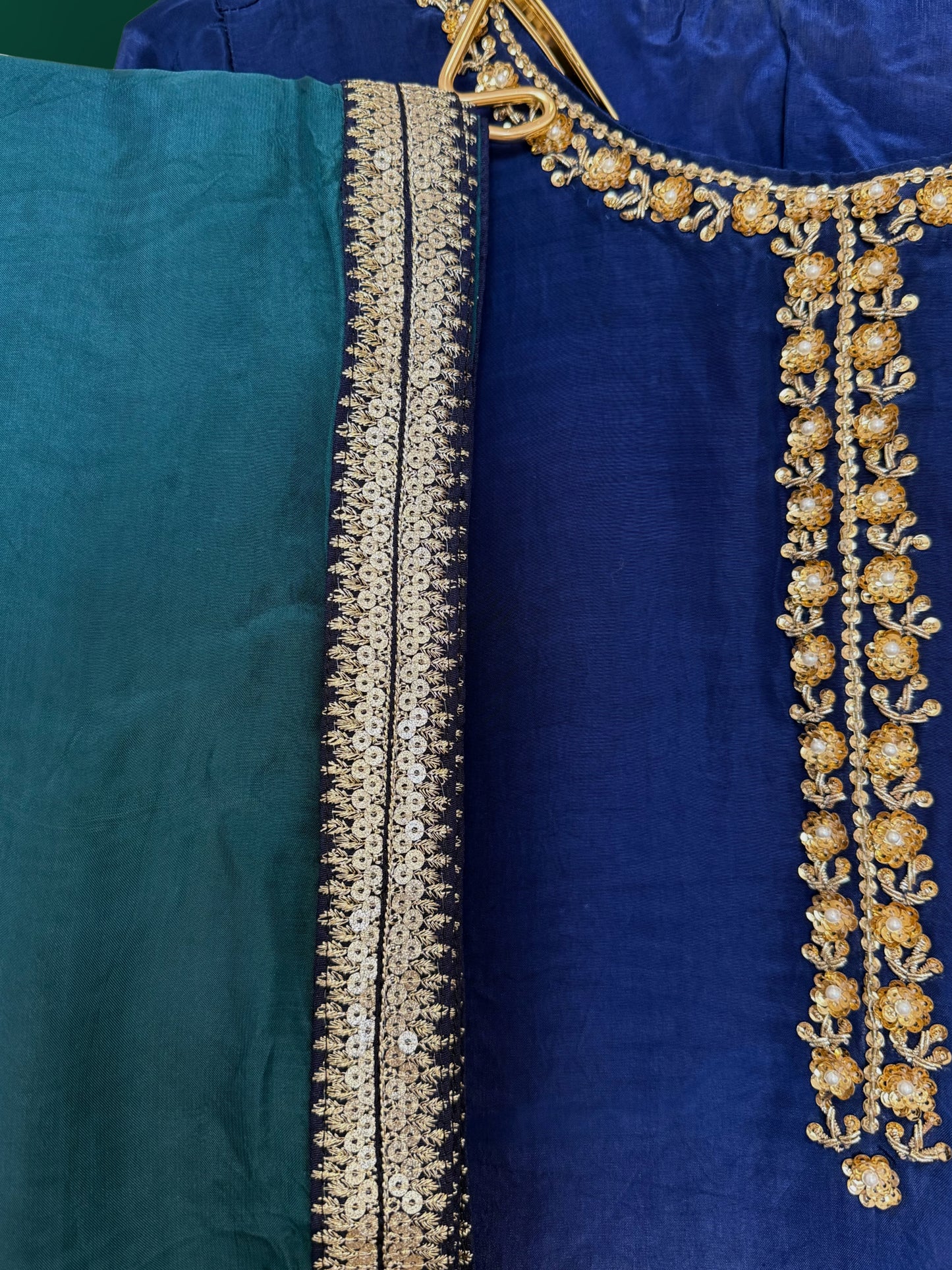 Silk Navy & Emerald Gradient