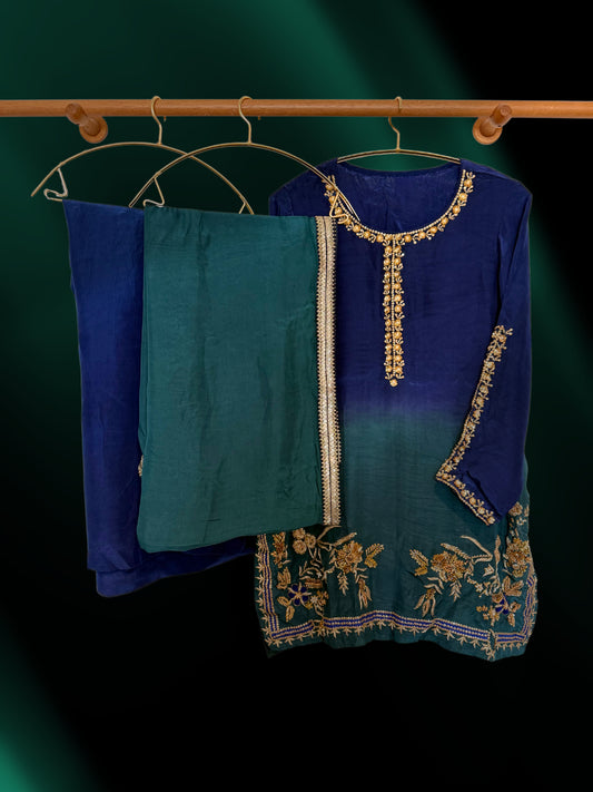 Silk Navy & Emerald Gradient