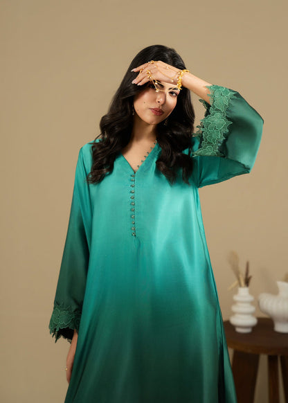 Akhrot Original Silk Green Ombré
